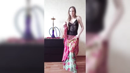 Dancing oriental dance