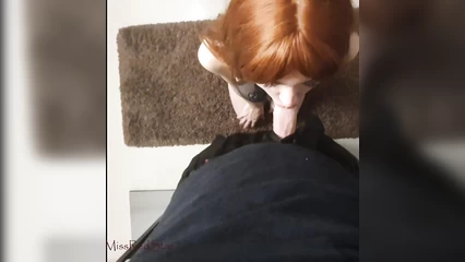Gave the redhead in the mouth and came between the tits
