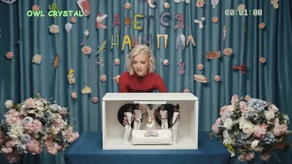 Russian porn actresses play guessing games