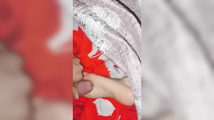 Jerks off on stepsister's legs and cums