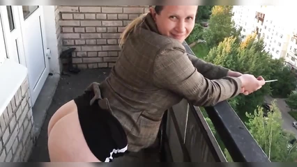Shmara showed where she likes to give