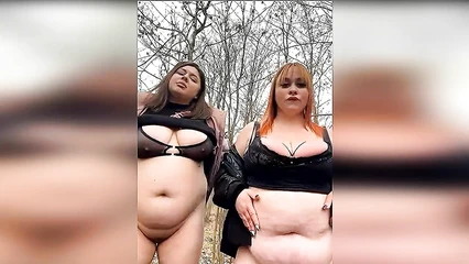 Super chicks