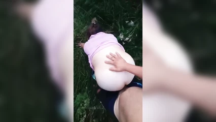 I put my wife on all fours in nature