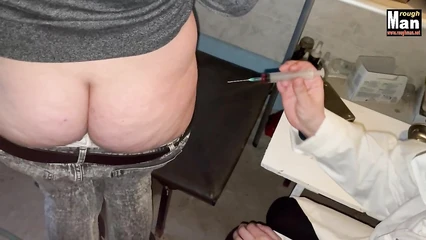 Vaccination in the butt