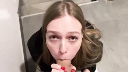 My girlfriend gave me a blowjob in the entrance