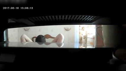 Sex with a girl (hidden phone camera)