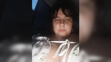 Lucy gave a blow job in a taxi
