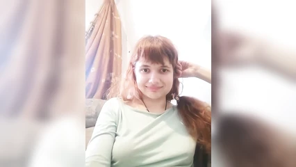 A married woman showed her pussy