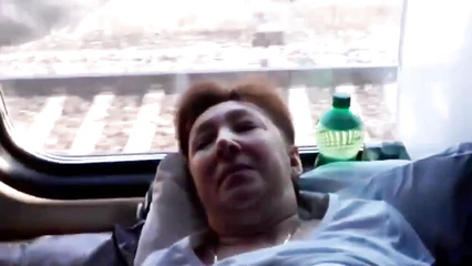 Проводницу натянул на шишку