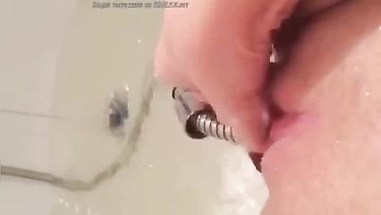 I masturbate my pussy ch4