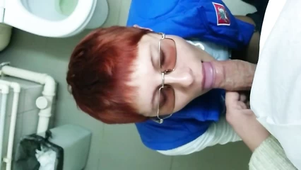 Red-haired waffler Anya sucks dick in the toilet