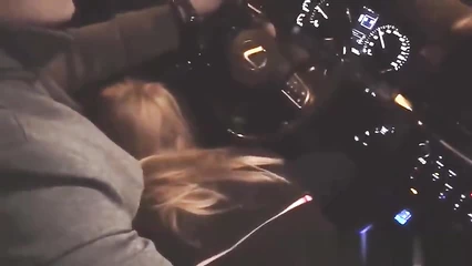 I decided to give a blowjob to the driver in the car
