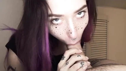 Informal blowjob with cumshot in mouth