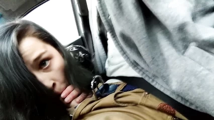Dangerous blowjob while driving